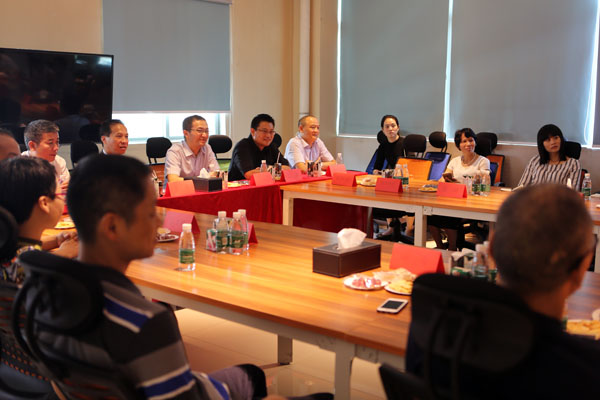 湖南省醴陵市委市政府領(lǐng)導(dǎo)蒞臨喬合里參觀考察，共商實(shí)業(yè)投資發(fā)展